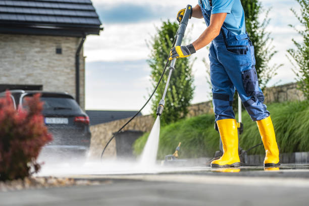 Why Choose Our Certified Pressure Washing Experts for Your Project Needs in Hamshire, TX?